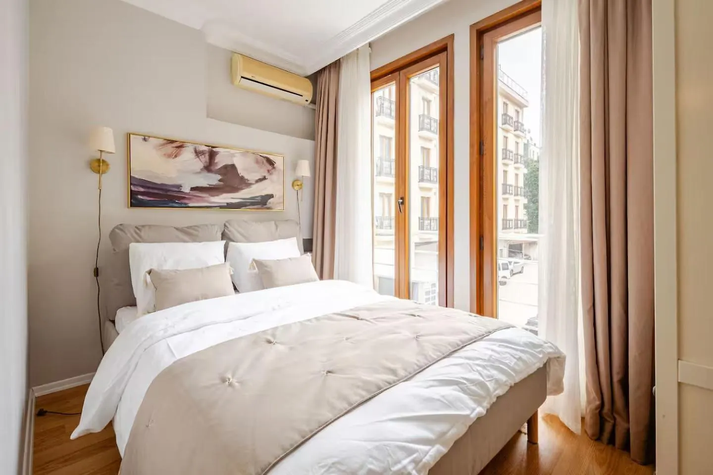 Raya Cihangir Suites location